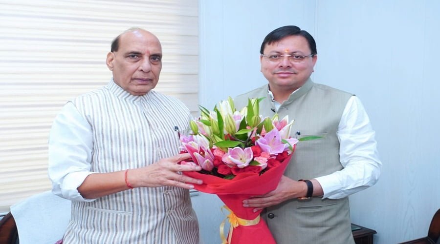cm-dhami-meet-to-rajnath-singh.jpg